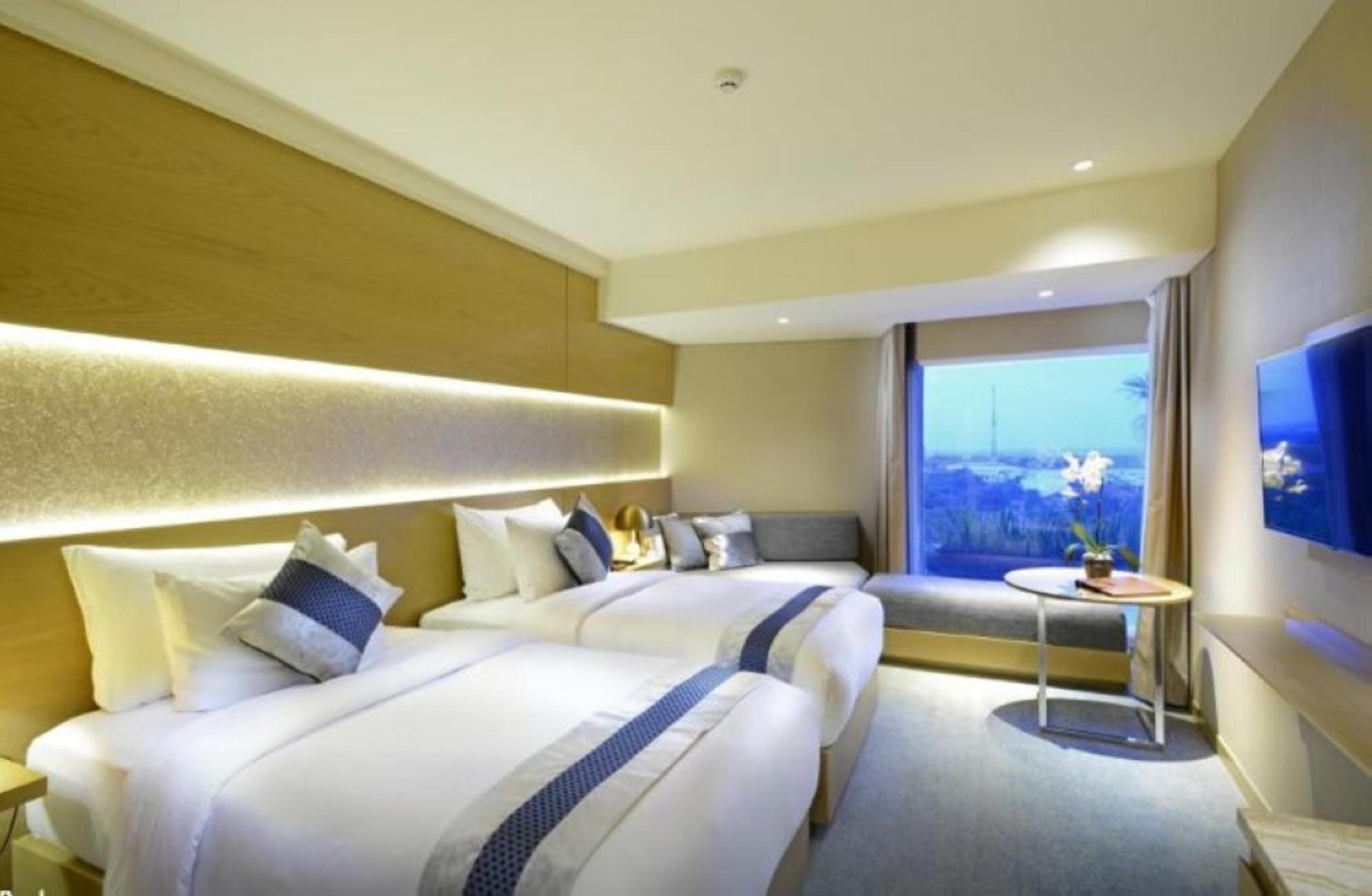 Vasa Hotel Surabaya Esterno foto