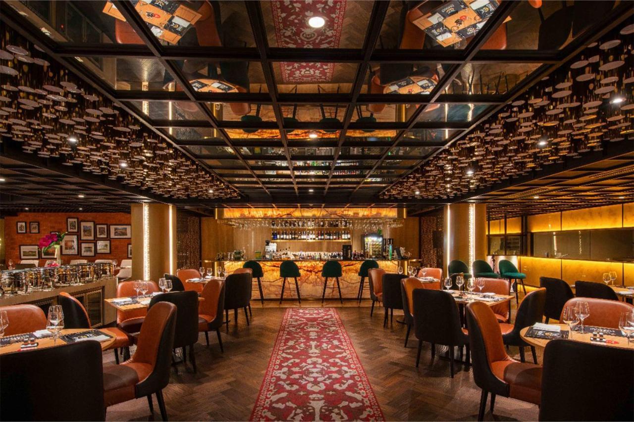 Vasa Hotel Surabaya Esterno foto